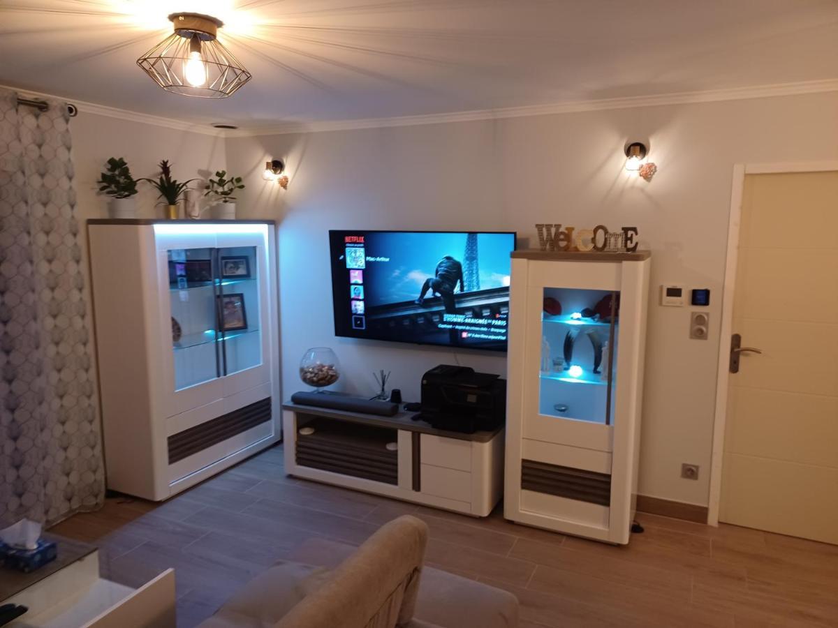 Chambre Privee/Climatisee+Tv /Petit Dejeuner Inclu/Tout Confort Nevers Exteriör bild