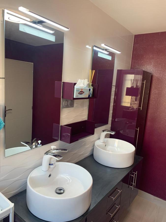 Chambre Privee/Climatisee+Tv /Petit Dejeuner Inclu/Tout Confort Nevers Exteriör bild