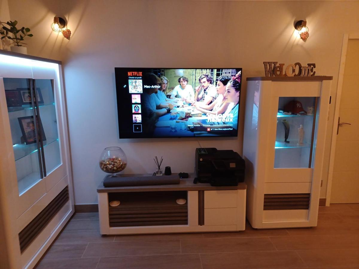 Chambre Privee/Climatisee+Tv /Petit Dejeuner Inclu/Tout Confort Nevers Exteriör bild