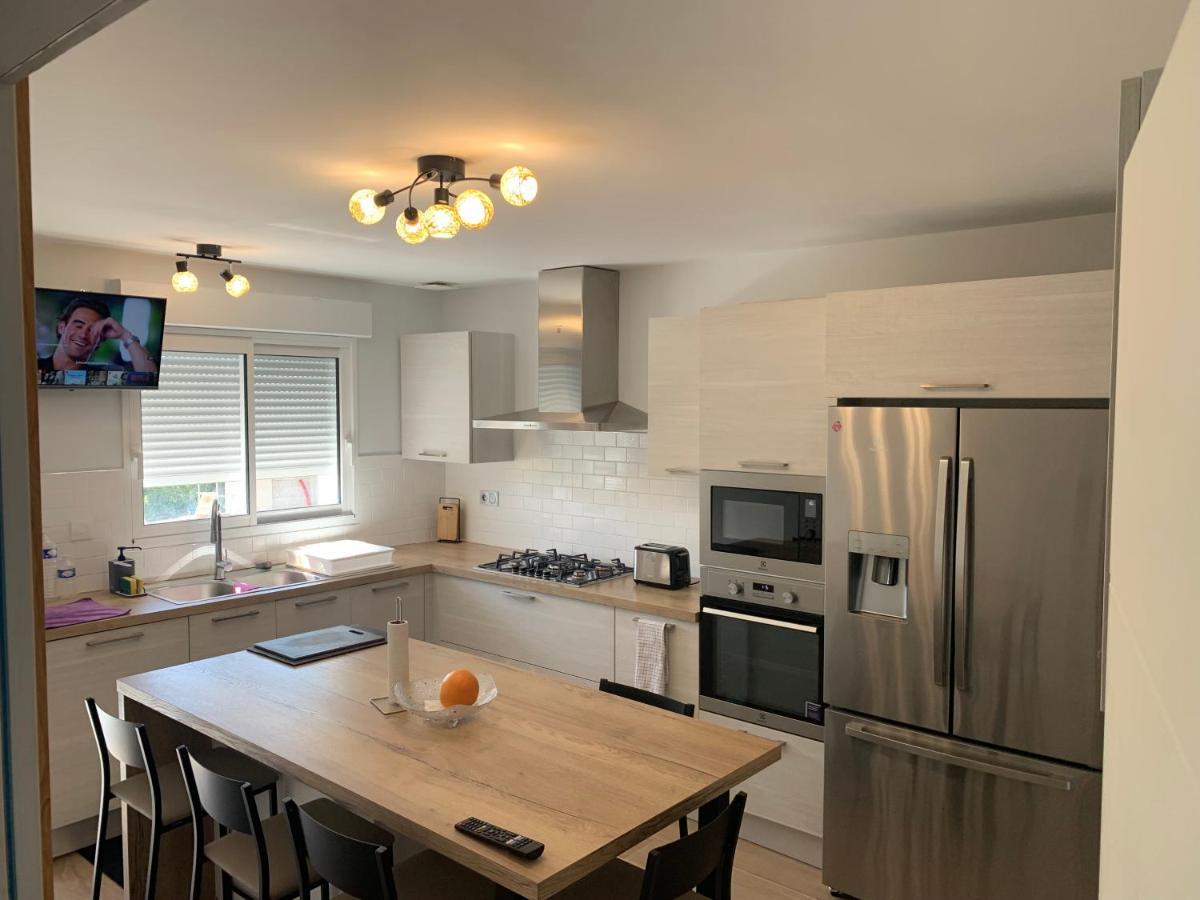 Chambre Privee/Climatisee+Tv /Petit Dejeuner Inclu/Tout Confort Nevers Exteriör bild